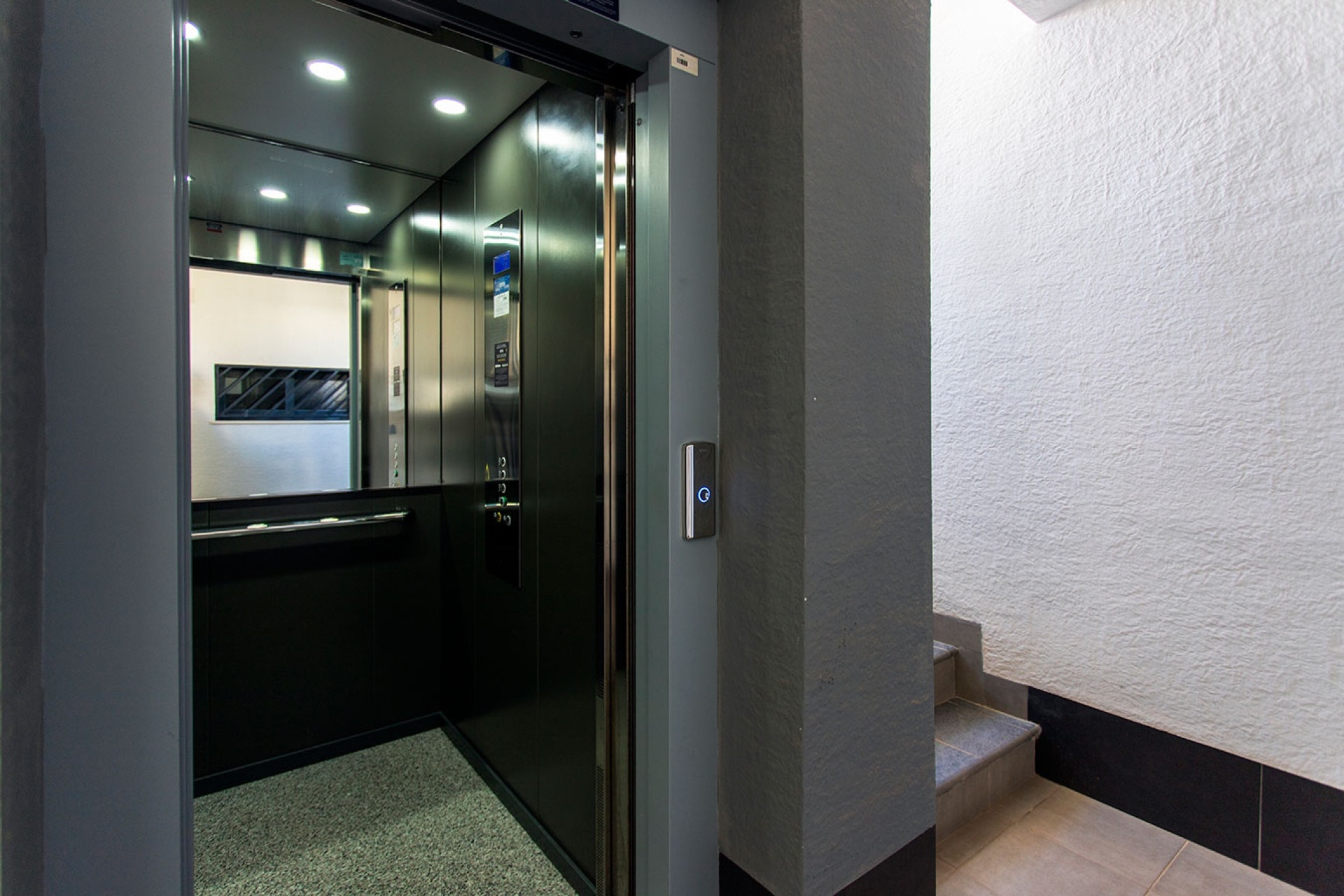 Alquiler a largo plazo - Apartamento / piso - Alicante - Guardamar Del Segura