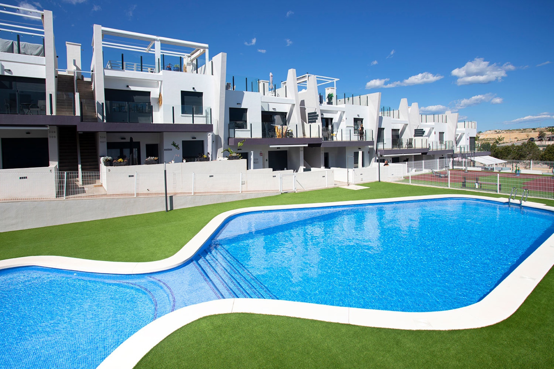 Alquiler a largo plazo - Apartamento / piso - San Miguel de Salinas