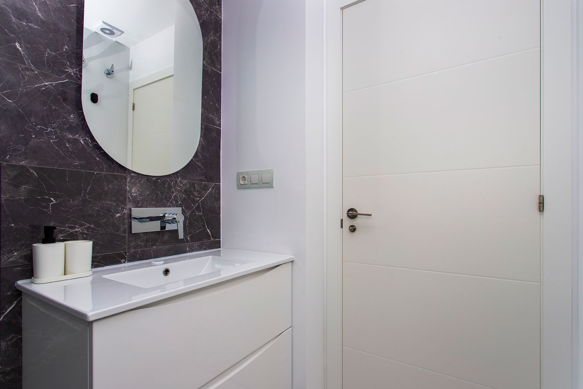 Alquiler a largo plazo - Apartamento / piso - San Miguel de Salinas