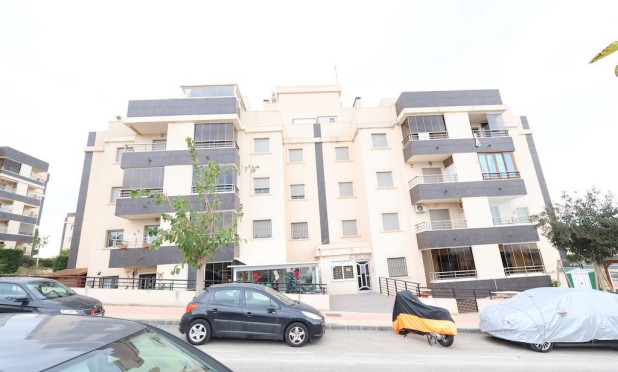 Apartamento / piso - Reventa - San Miguel de Salinas - Pueblo 9