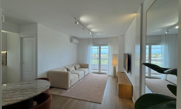 Apartamento / piso - Reventa - Torrevieja - C-37297