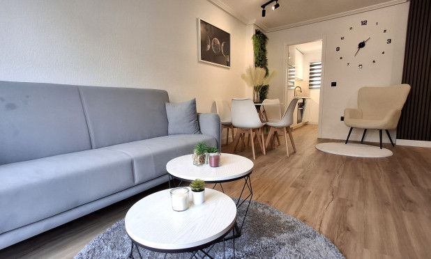 Apartamento / piso - Reventa - Torrevieja - torrevieja