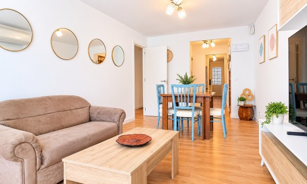 Apartment / Duplex - Odsprzedaż - Torrevieja - Playa de los Locos