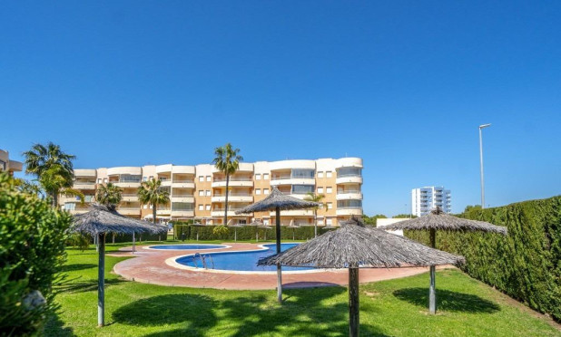 Apartment / flat - Resale - Orihuela Costa - Campoamor
