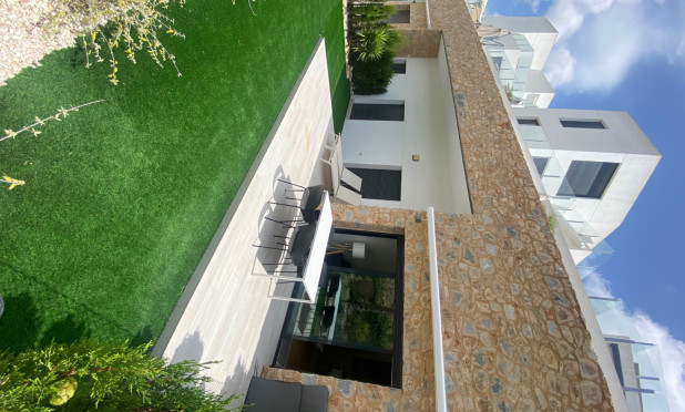 Apartment / flat - Resale - Orihuela Costa - Villamartín