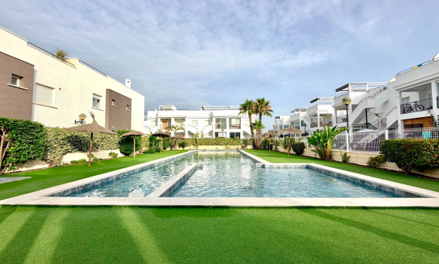 Apartment / flat - Resale - Torrevieja - Aguas Nuevas