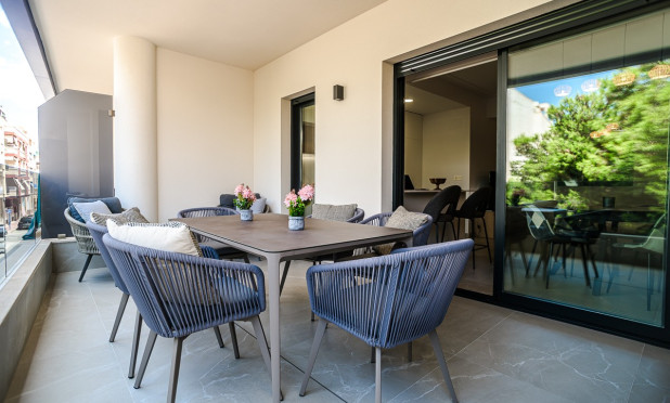 Apartment / flat - Resale - Torrevieja - C-52388