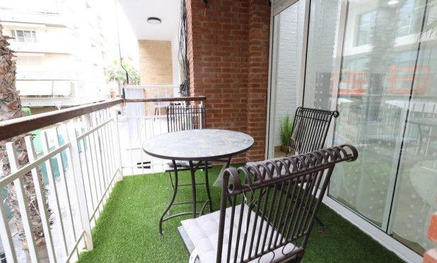 Apartment / flat - Resale - Torrevieja - C-69033