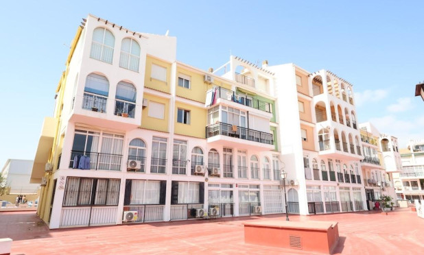 Apartment / flat - Resale - Torrevieja - La Veleta