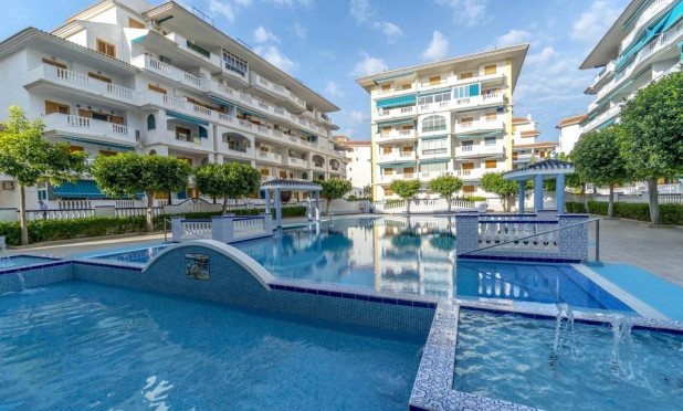 Apartment / flat - Resale - Torrevieja - Los Europeos