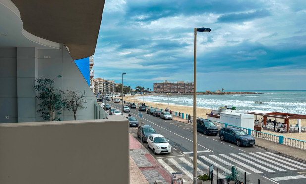 Apartment / flat - Resale - Torrevieja - Playa de los Locos