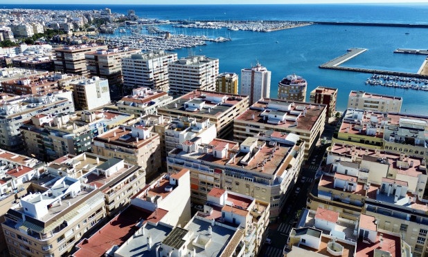 Apartment / flat - Resale - Torrevieja - torrevieja