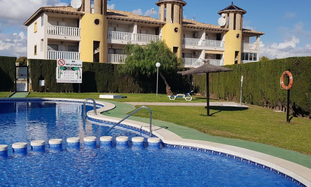 Appartement / flat - Herverkoop - Orihuela Costa - La Zenia