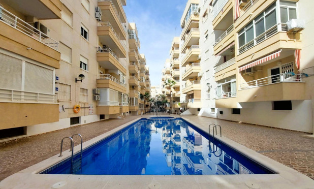 Appartement / flat - Herverkoop - Torrevieja - Centro