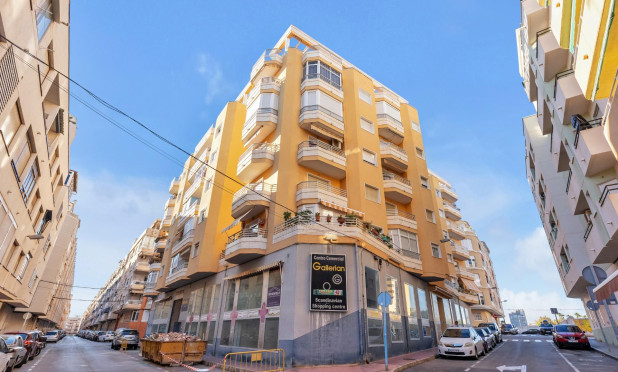Appartement / flat - Herverkoop - Torrevieja - Habaneras