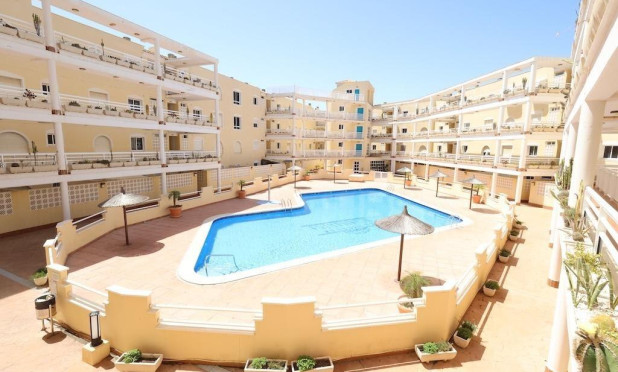 Appartement - Revente - Orihuela Costa - Campoamor