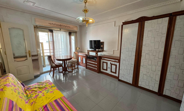 Appartement - Revente - Torrevieja - C-49479