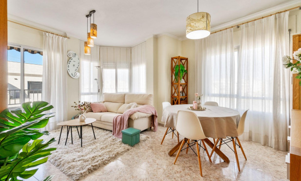 Appartement - Revente - Torrevieja - C-68445