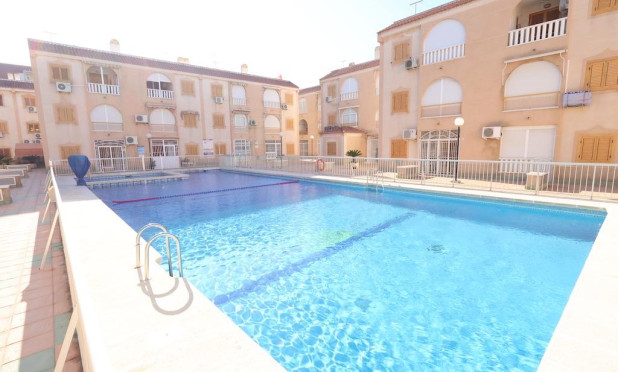 Appartement - Revente - Torrevieja - C-92477