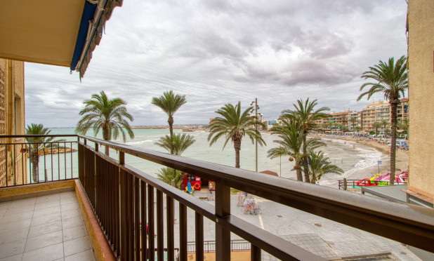 Appartement - Revente - Torrevieja - C-99773
