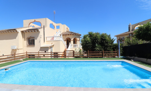 Detached Villa - Herverkoop - Algorfa - Lomas de La Juliana