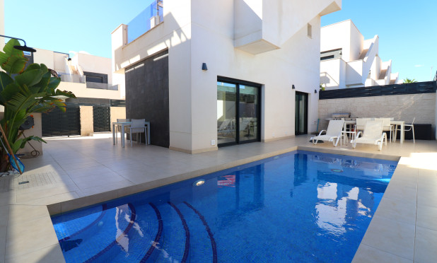 Detached Villa - Herverkoop - Ciudad Quesada - La Laguna