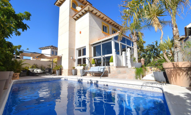 Detached Villa - Herverkoop - Orihuela Costa - Playa Flamenca