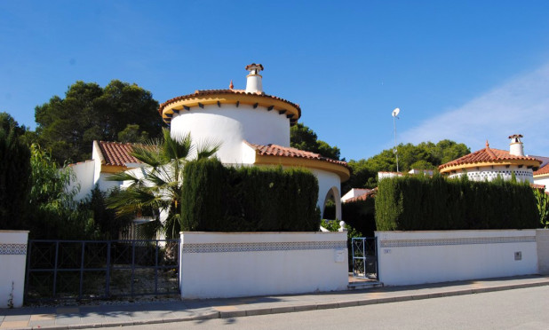 Detached Villa - Resale - Mil Palmeras - Mil Palmeras - Town