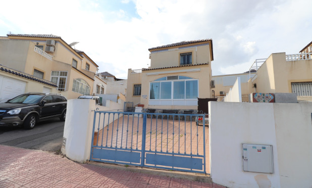 Detached Villa - Wiederverkauf - Orihuela Costa - Los Balcones