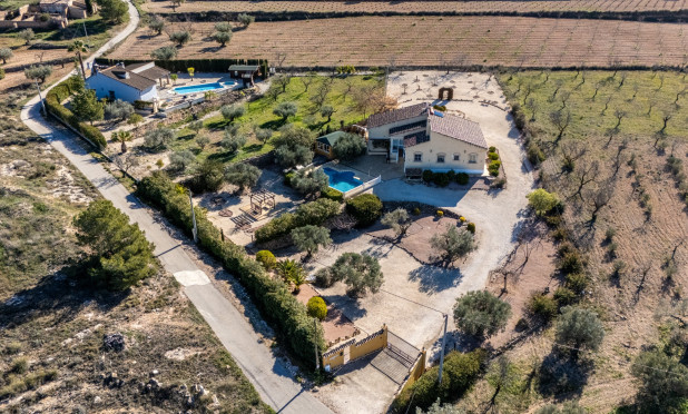 Finca / Casa de Campo - Reventa - La Zarza - La Zarza
