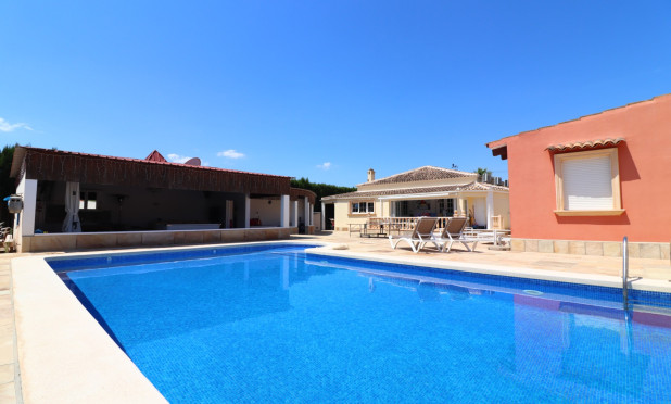 Finca / Country Property - Herverkoop - Almoradí - Heredades - Village