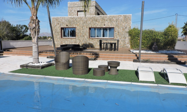 Finca / Country Property - Herverkoop - Catral - Catral