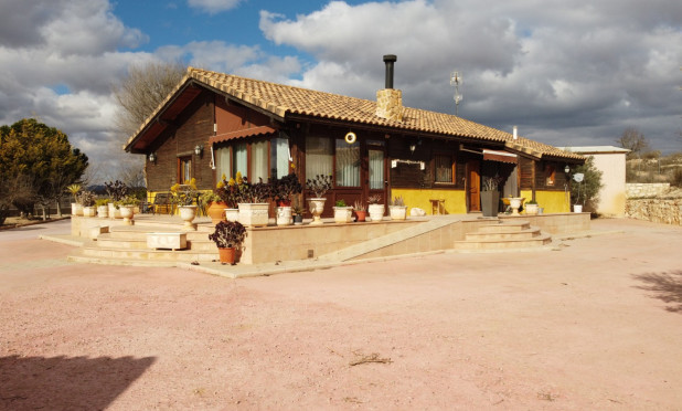 Finca / Country Property - Resale - Pinoso - Pinoso