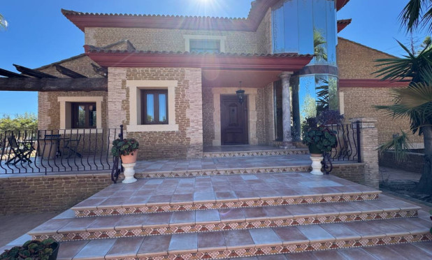 Finca / Landelijke woning - Herverkoop - Montesinos - C-64021
