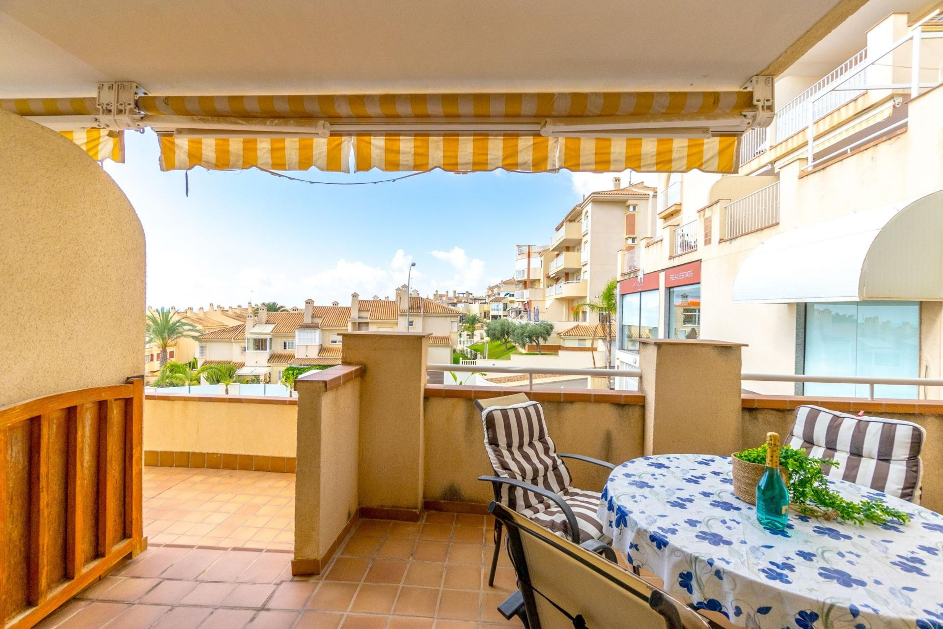 Herverkoop - Appartement / flat - Orihuela Costa - Campoamor