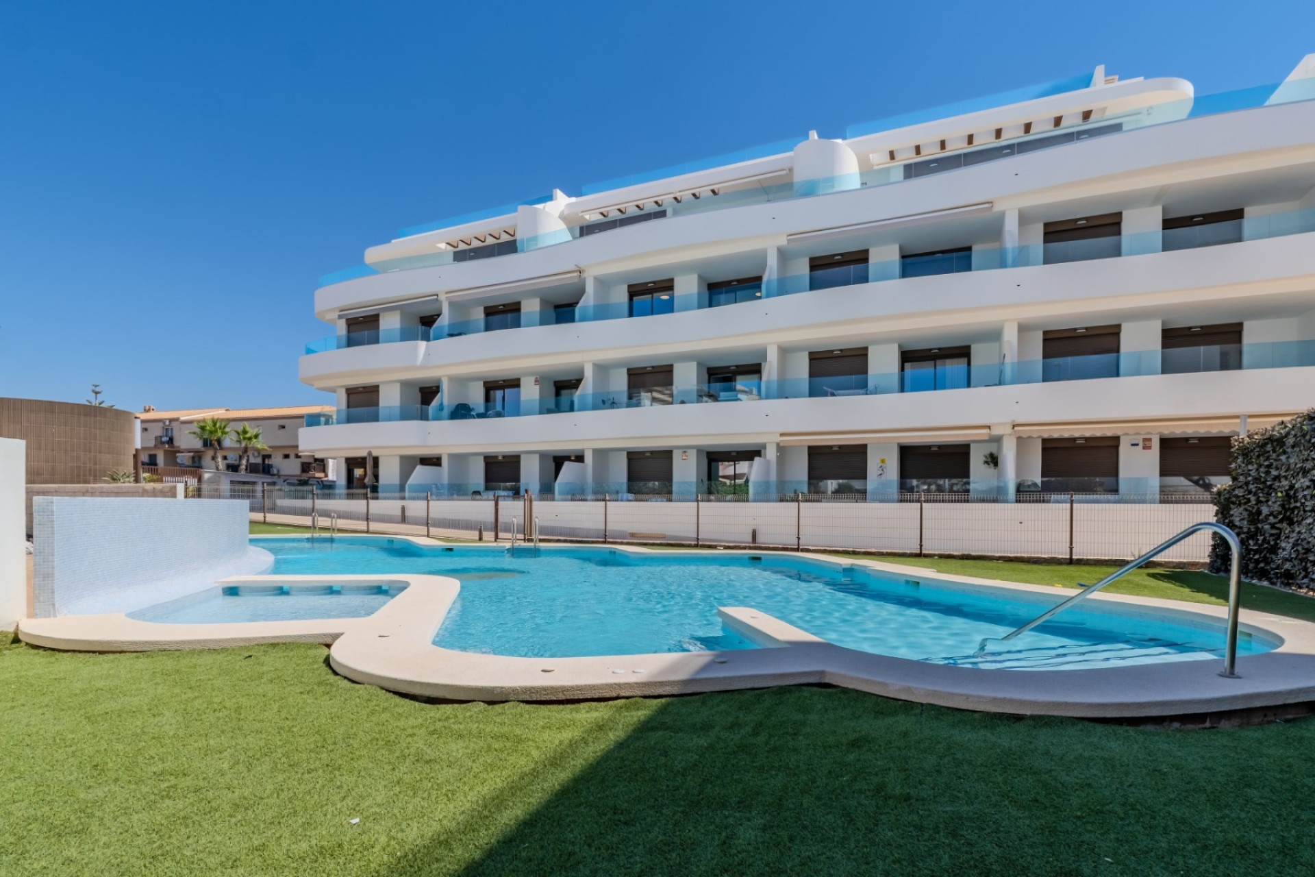 Herverkoop - Appartement / flat - Orihuela Costa - Playa Flamenca