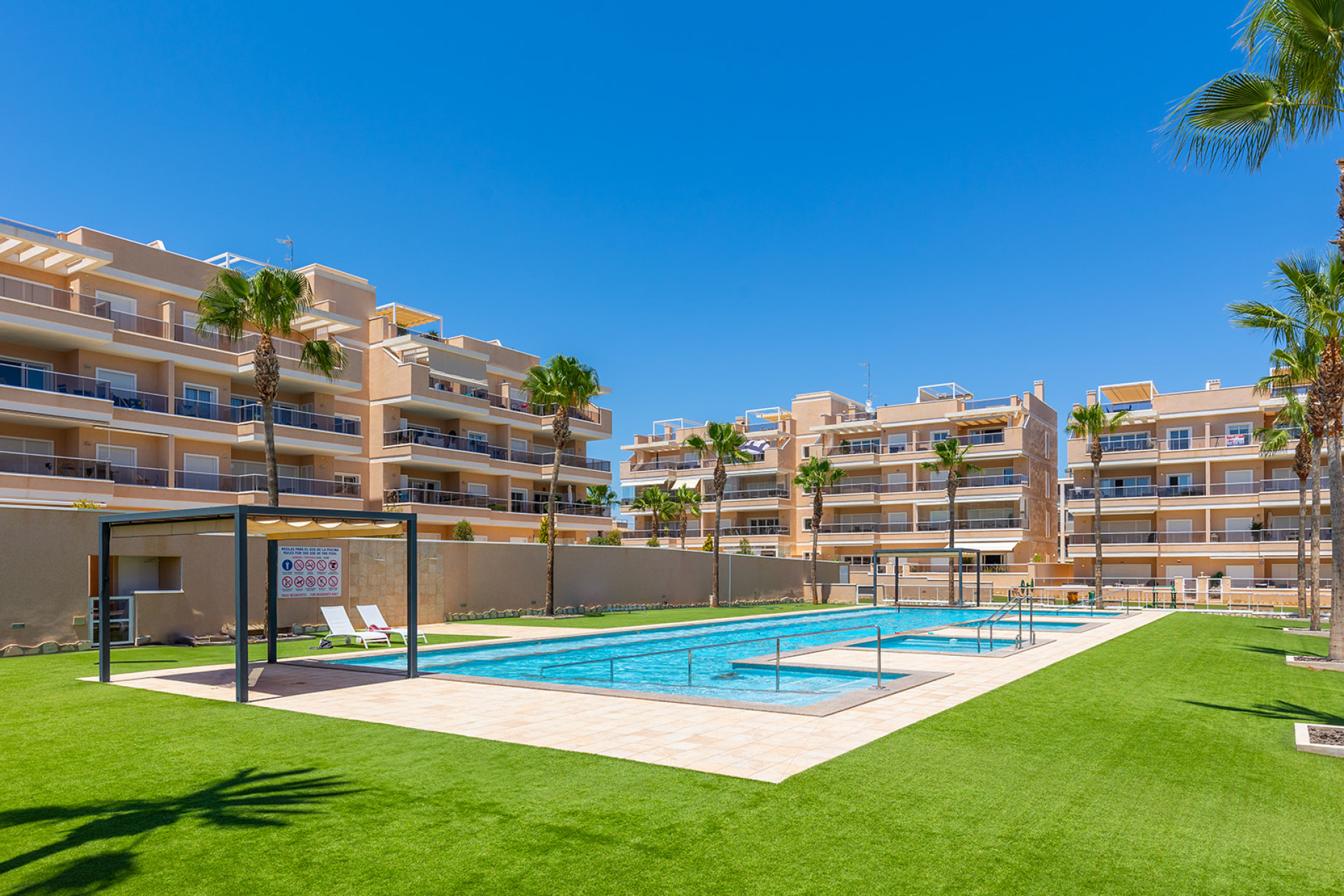 Herverkoop - Appartement / flat - Orihuela Costa - Villamartín-Las Filipinas