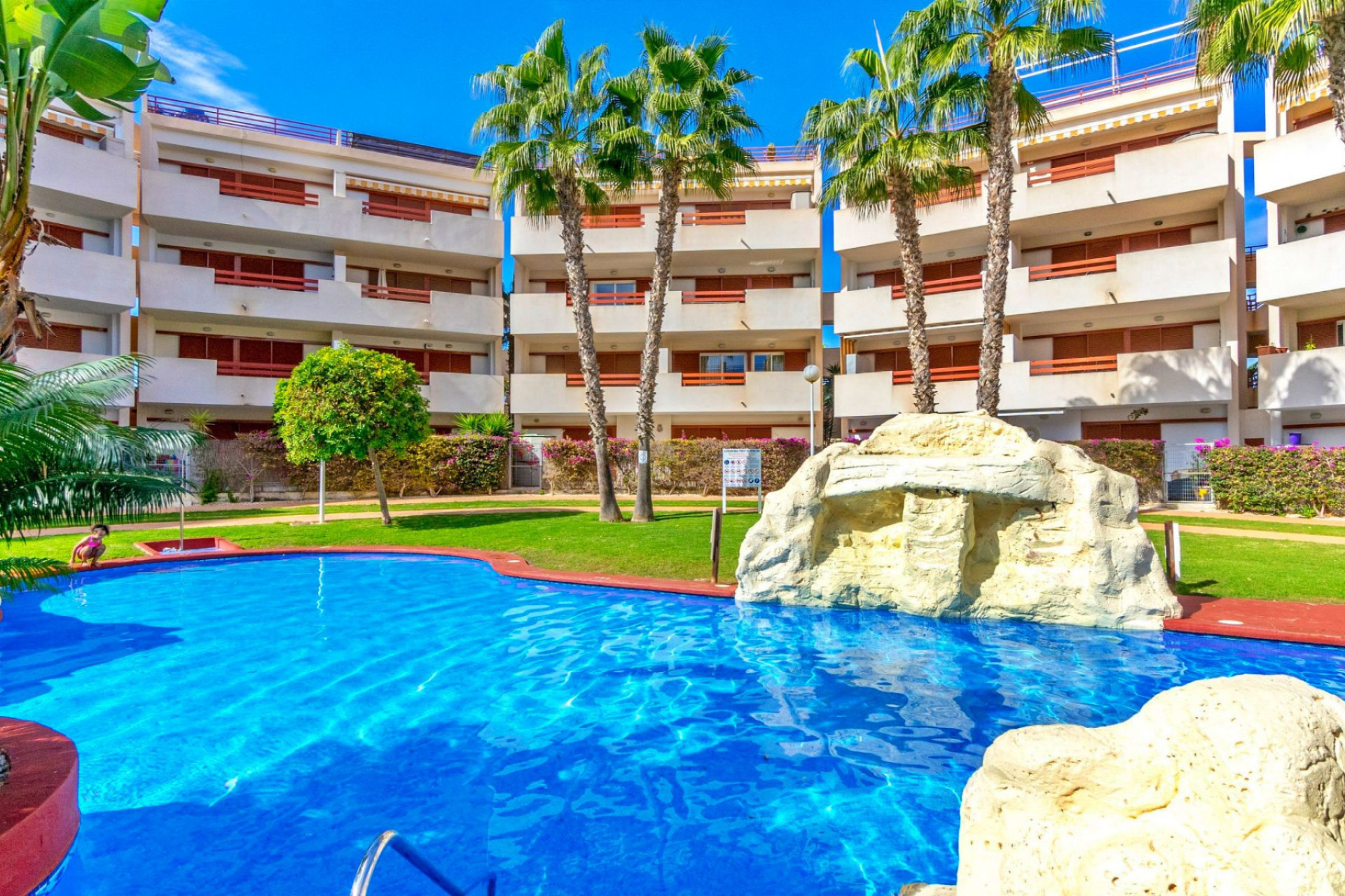 Herverkoop - Appartement / flat - Playa Flamenca - El Rincon