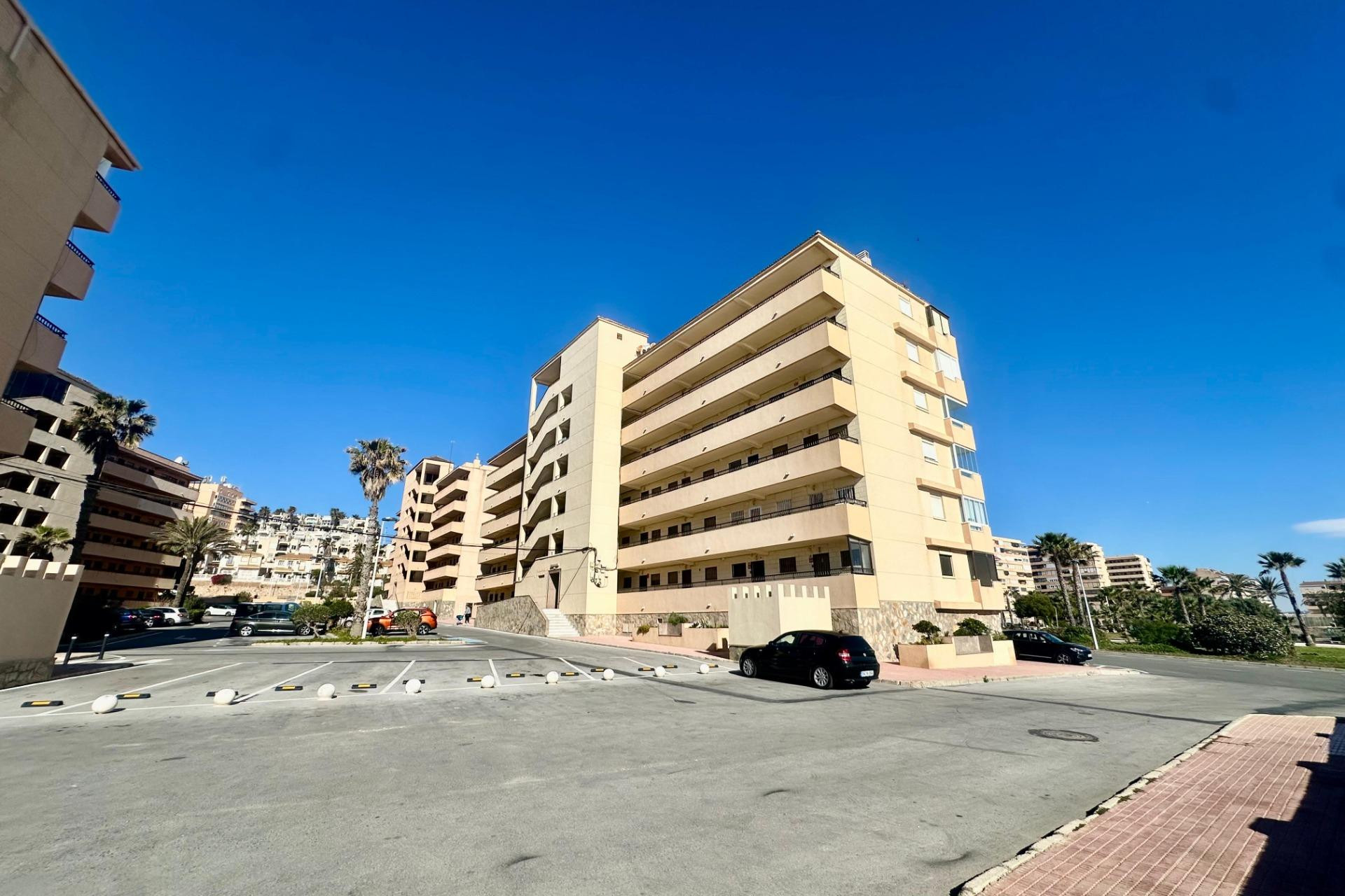 Herverkoop - Appartement / flat - Torrevieja - Cabo Cervera