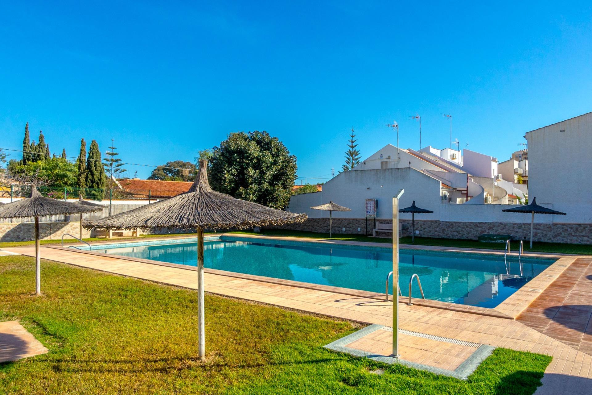 Herverkoop - Appartement / flat - Torrevieja - Calas blanca