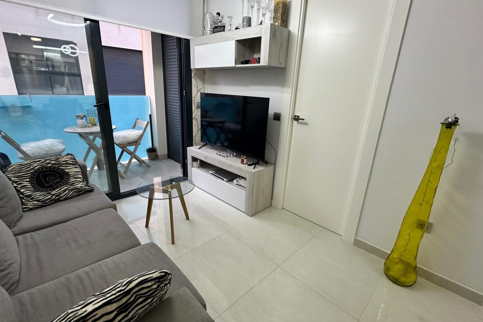 Herverkoop - Appartement / flat - Torrevieja - Calas Blancas
