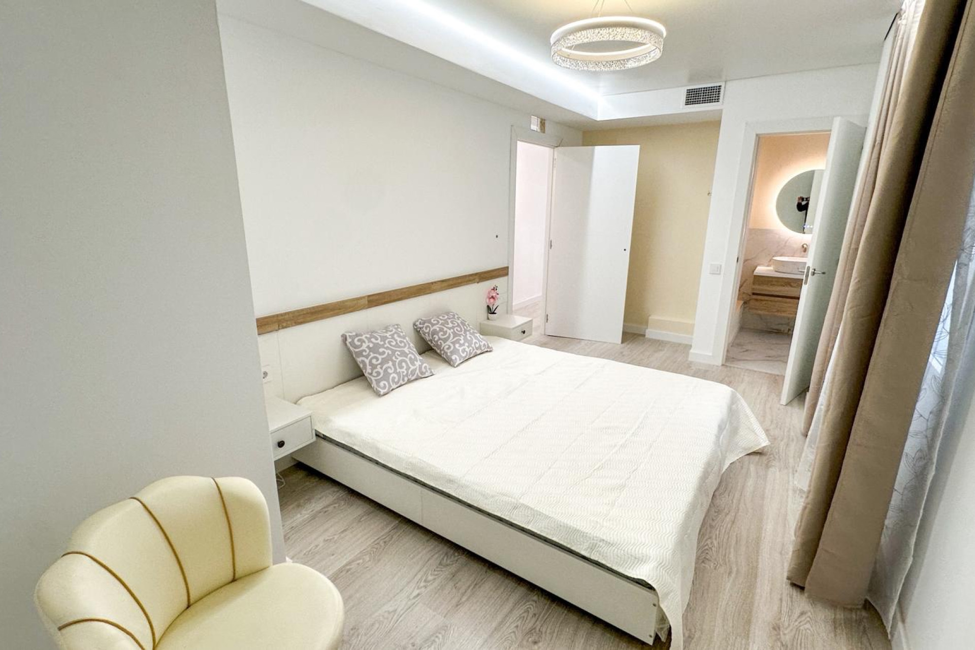 Herverkoop - Appartement / flat - Torrevieja - El Acequión - Los Náufragos