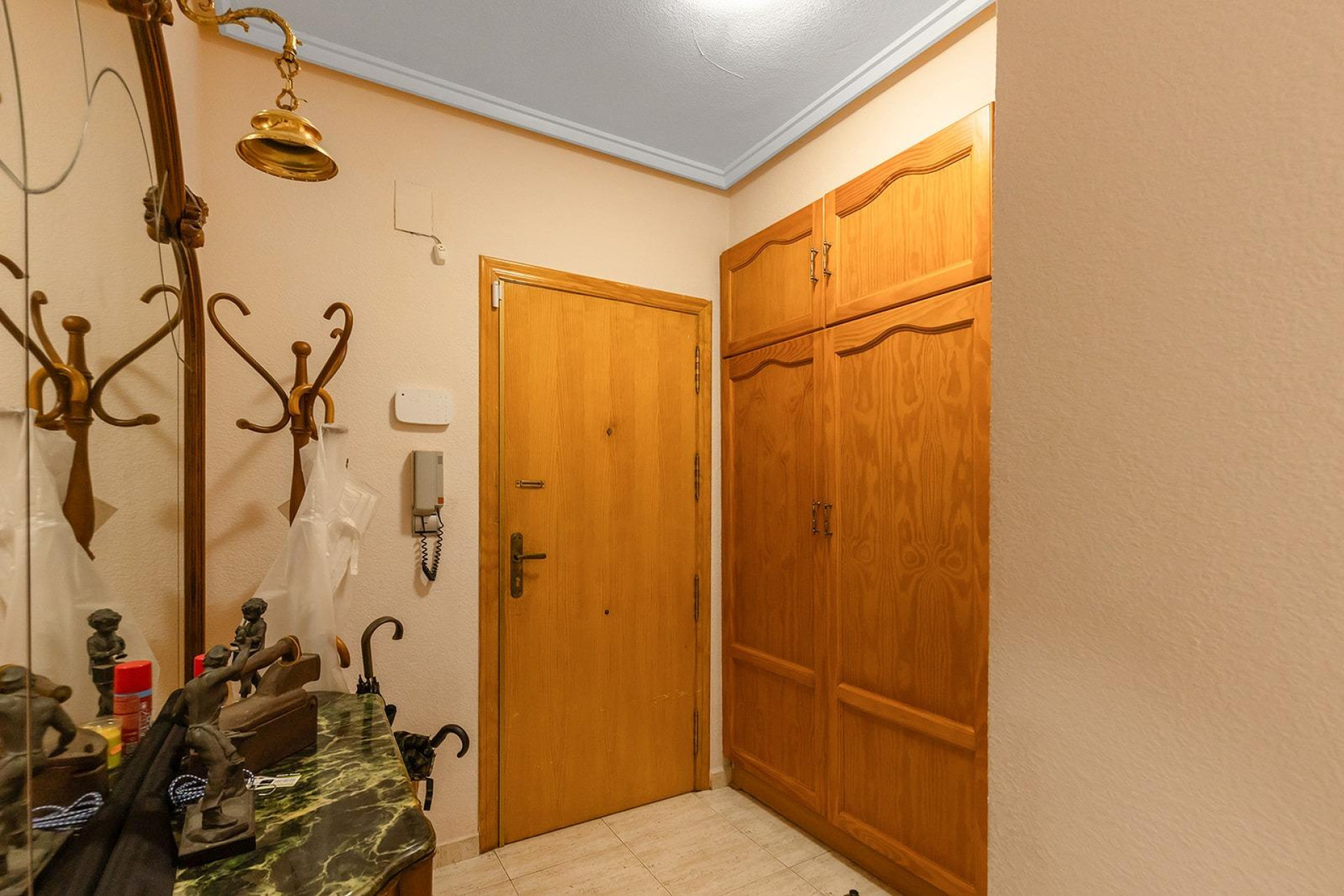 Herverkoop - Appartement / flat - Torrevieja - Estacion de autobuses