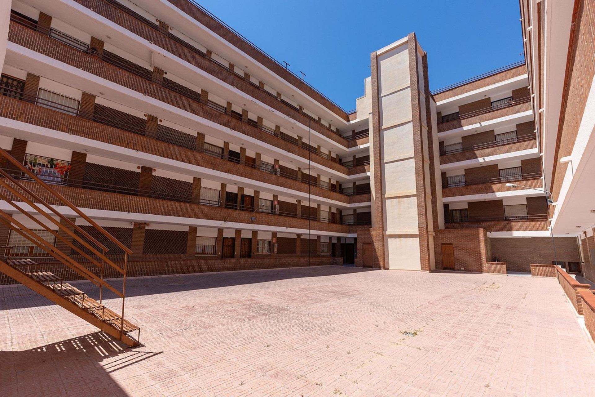 Herverkoop - Appartement / flat - Torrevieja - Estacion de autobuses