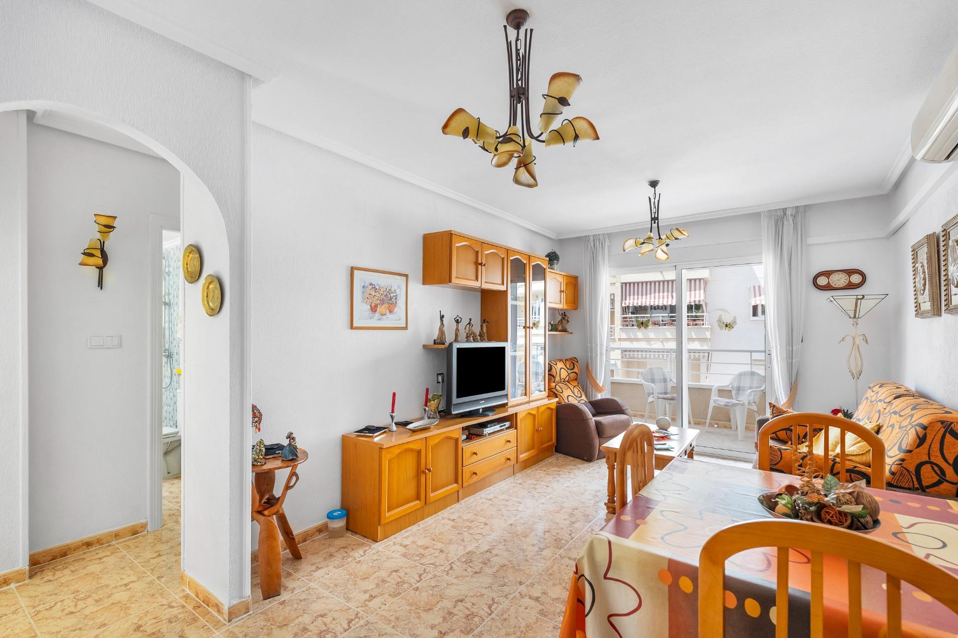Herverkoop - Appartement / flat - Torrevieja - Estacion de autobuses