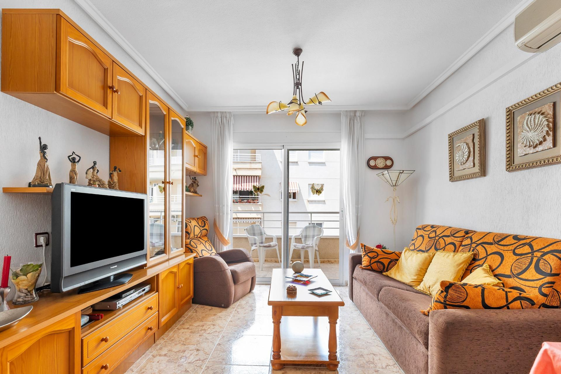 Herverkoop - Appartement / flat - Torrevieja - Estacion de autobuses
