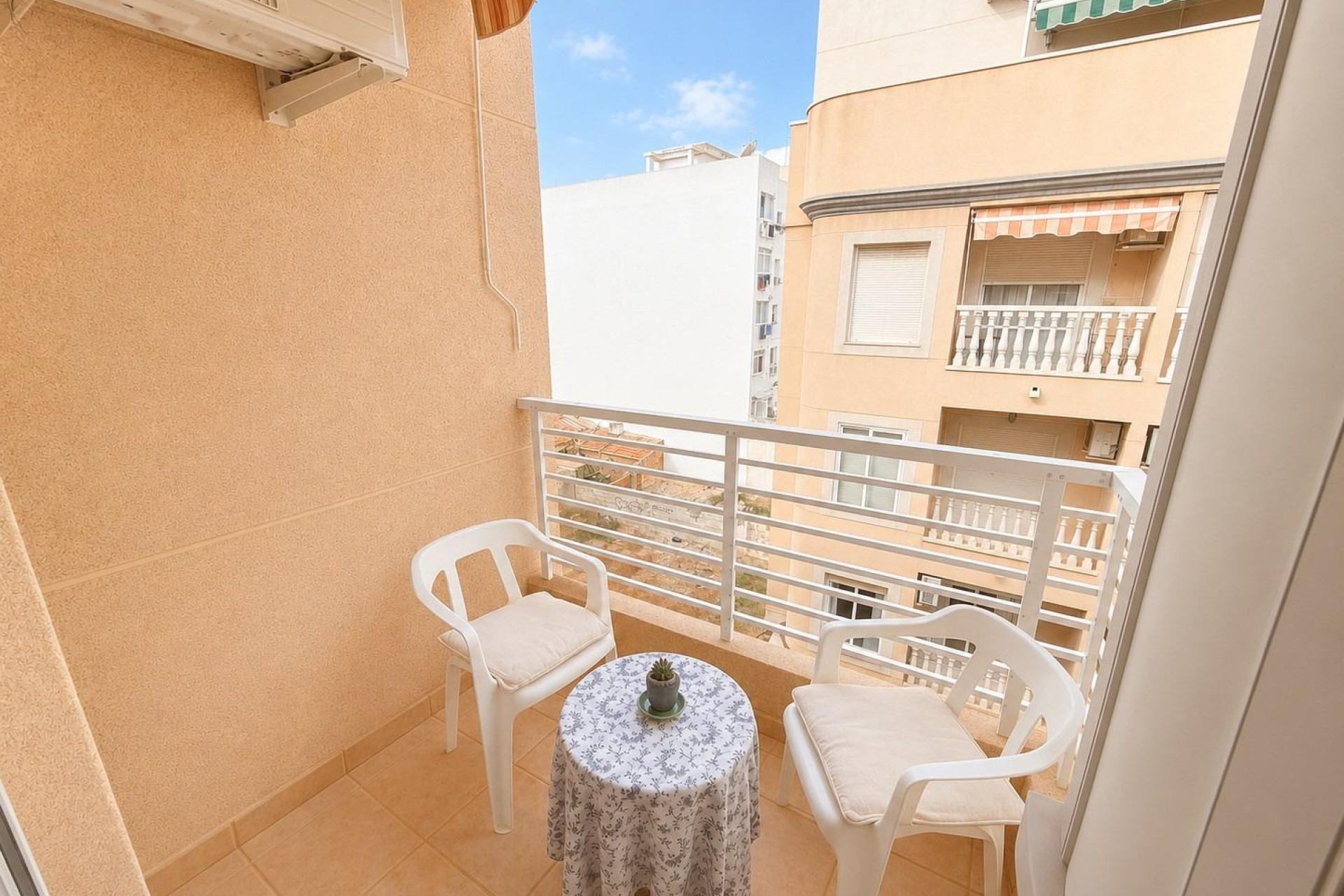 Herverkoop - Appartement / flat - Torrevieja - Estacion de autobuses