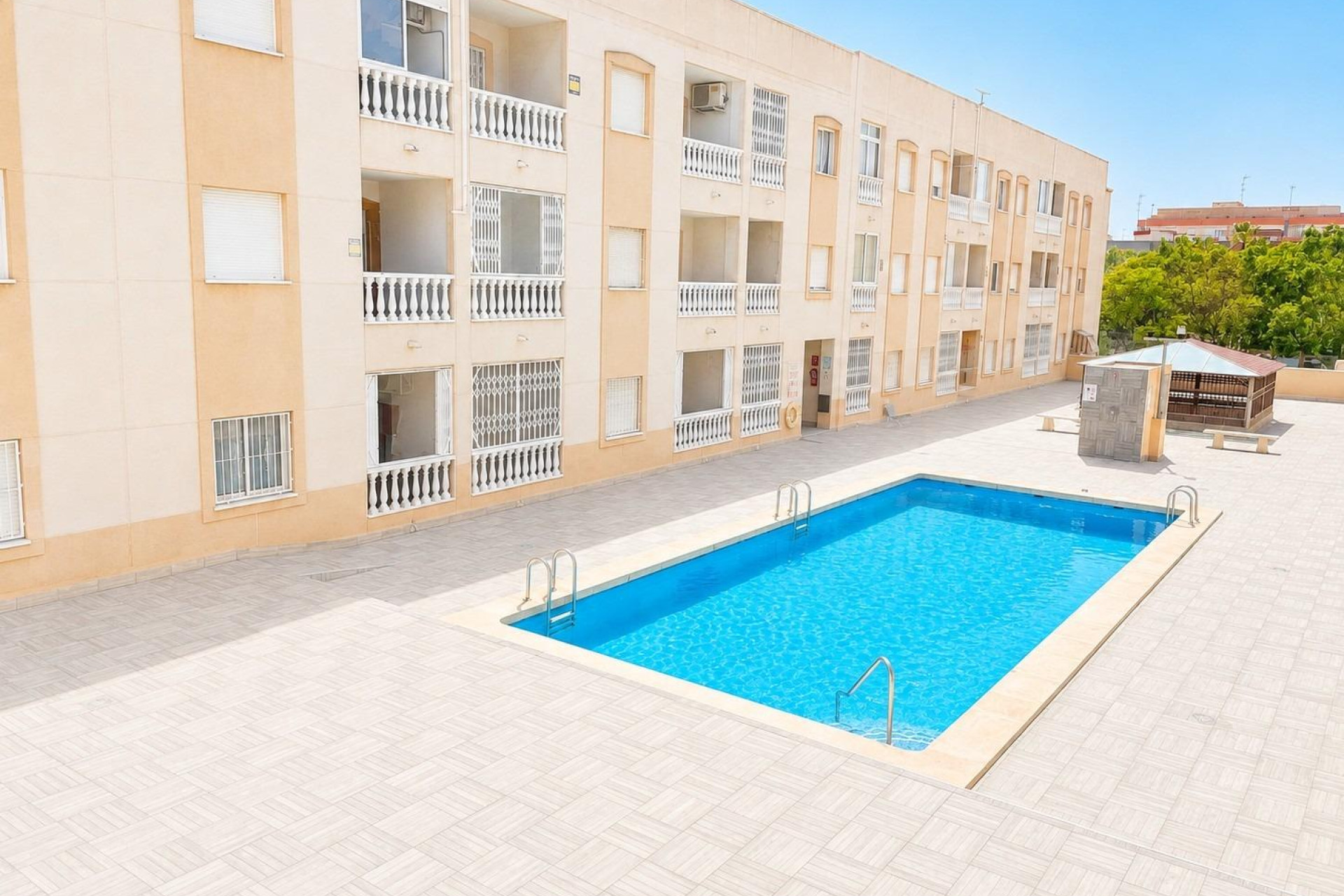 Herverkoop - Appartement / flat - Torrevieja - Estacion de autobuses