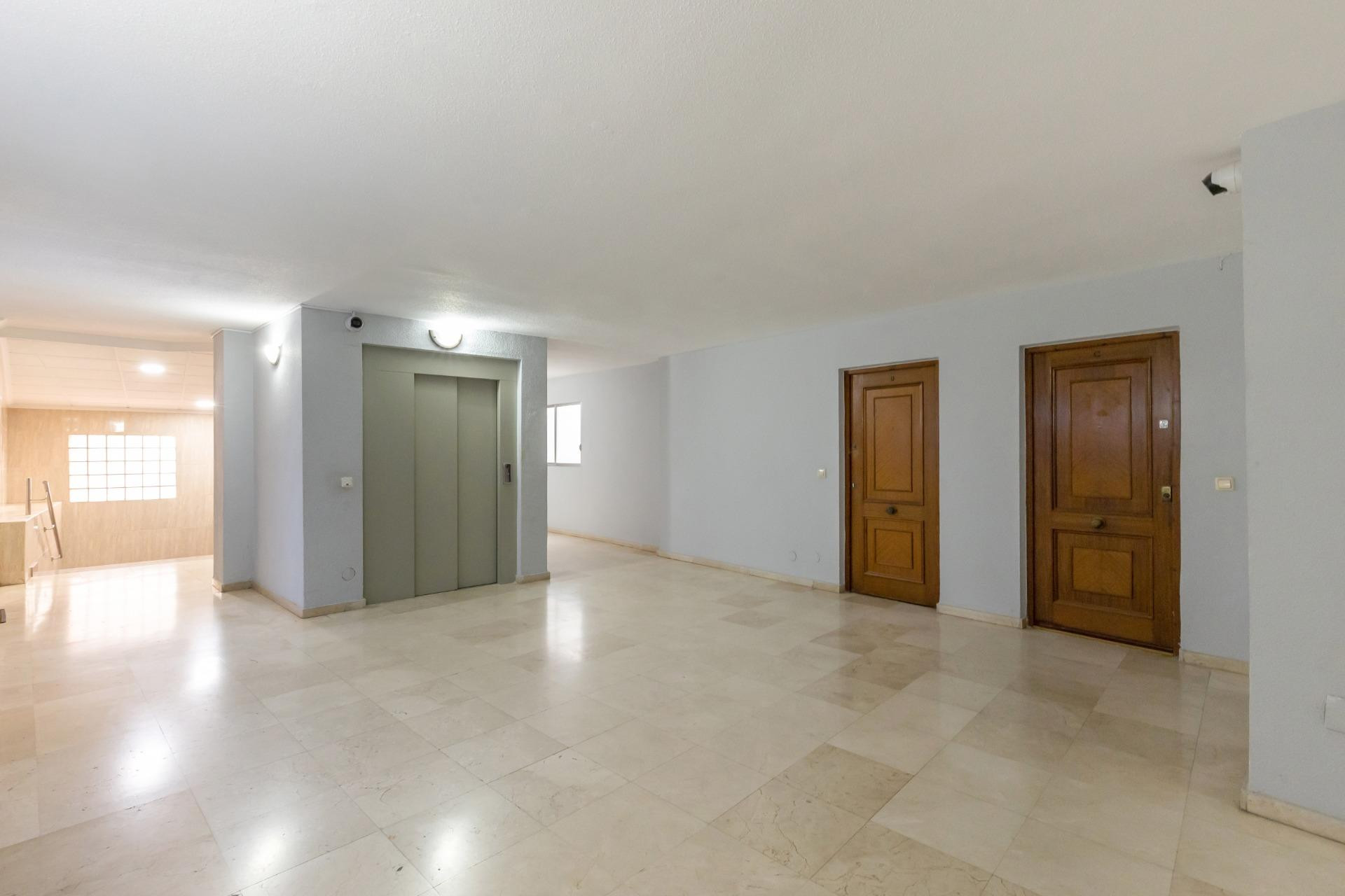 Herverkoop - Appartement / flat - Torrevieja - Habaneras
