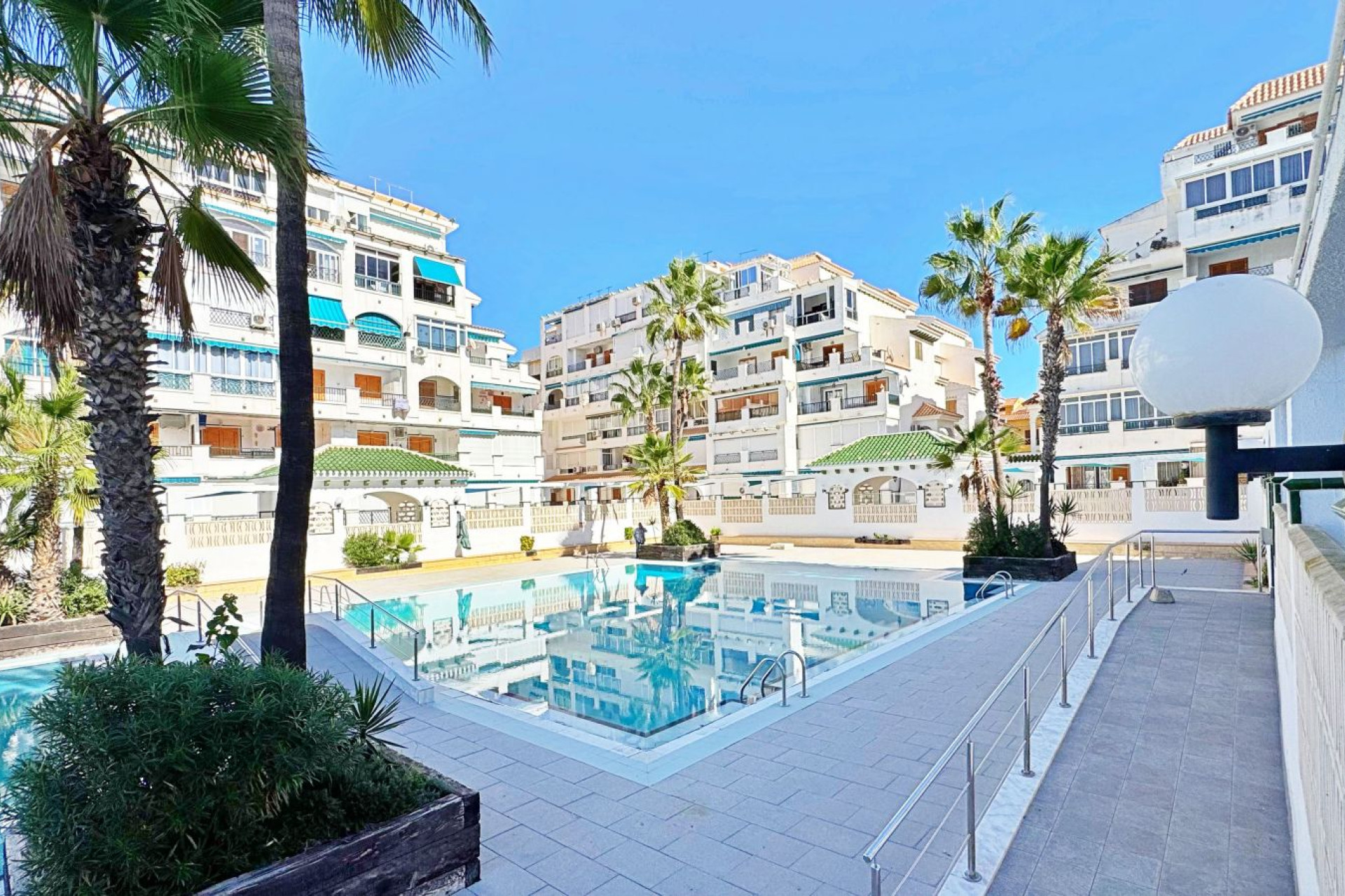 Herverkoop - Appartement / flat - Torrevieja - La Mata